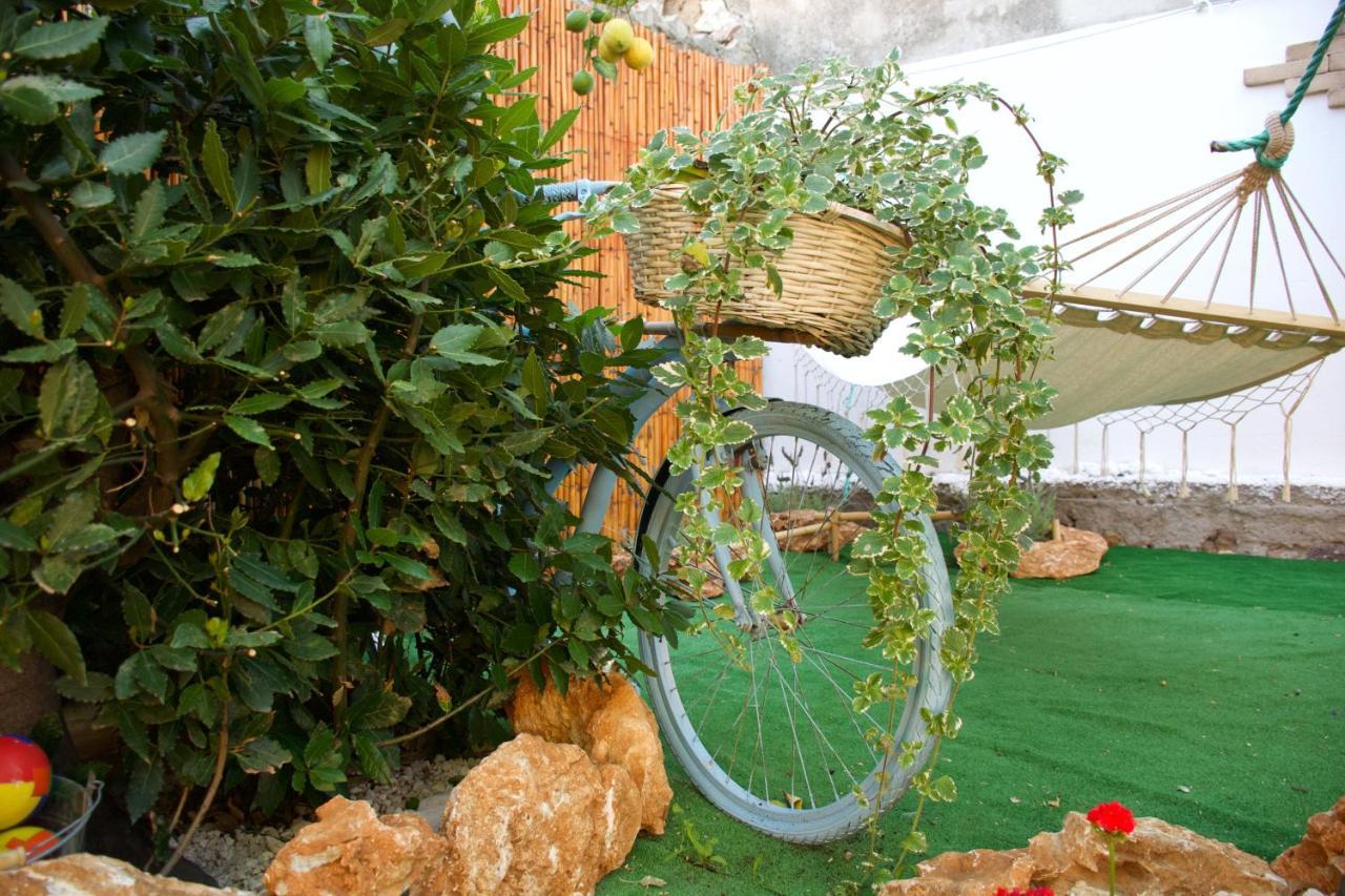 Bnb Le Janas Cabras Exterior photo